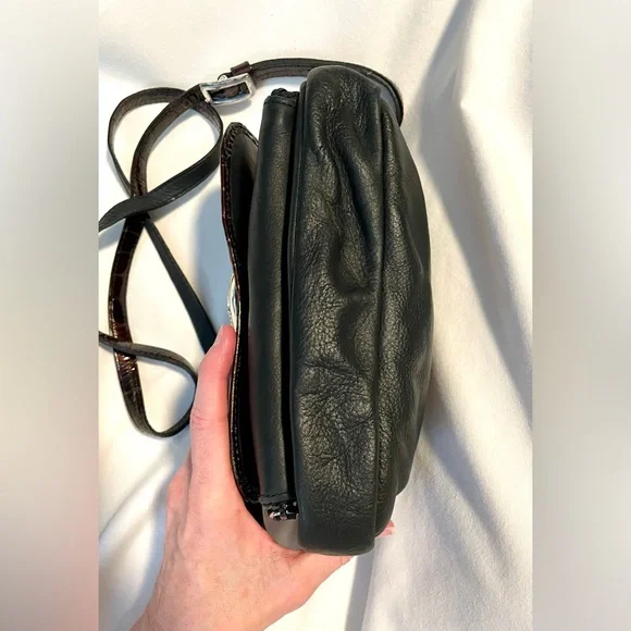 *VINTAGE* Brighton Crossbody Purse/Bag - Patent Leather Croc- Brown/Black - Picture 5 of 15